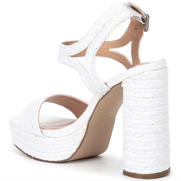 Steve Madden Lomardo Sandal in White - Picture 5 of 9